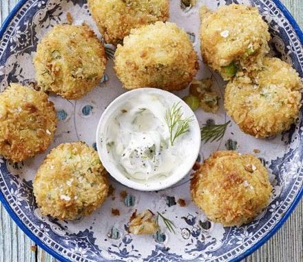 Crab cakes with dill mayonnaise recipe