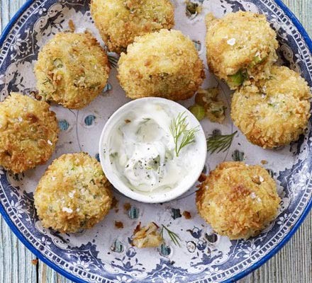 Crab cakes with dill mayonnaise recipe 