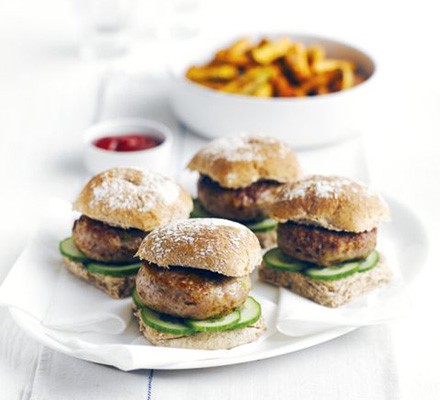 Turkey burgers with sweet potato chips recipe 