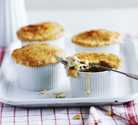 Chicken & leek mini pies recipe 