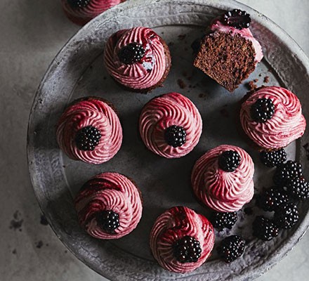 Purple velvet cupcakes with blackberry frosting recipe 
