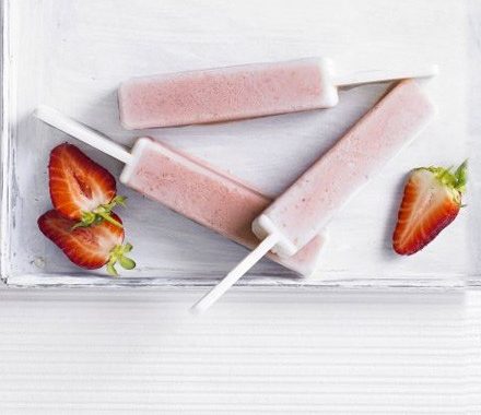 Strawberry milk pops recipe