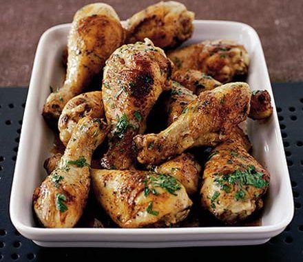 Roast chicken drumsticks with parsley & garlic recipe