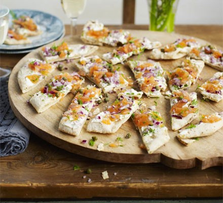 Smoked salmon flatbreads recipe 