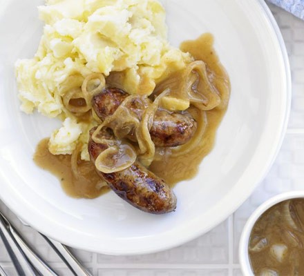 Sausages with apple mash recipe 