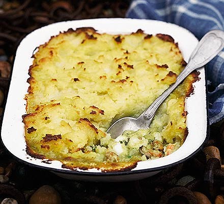 Spiced fish & mussel pie recipe 