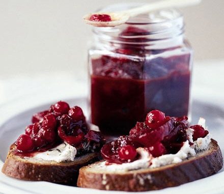 Redcurrant & red onion relish recipe