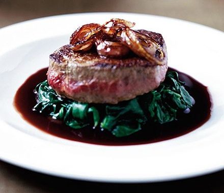 Steak in red wine sauce recipe