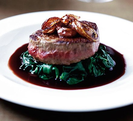 Steak in red wine sauce recipe 