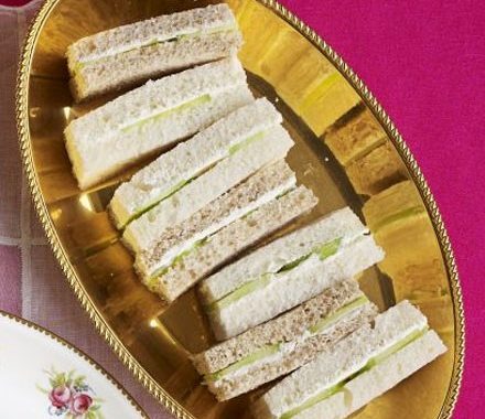Cream cheese &amp; cucumber sandwiches recipe