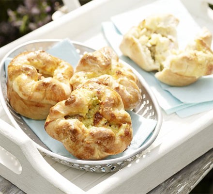 Chicken & ham sandwich pies recipe 