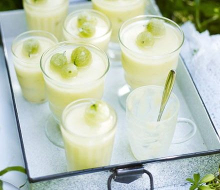 Gooseberry cream & elderflower jelly pots recipe