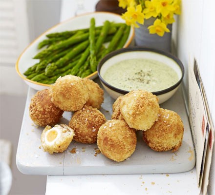 Mini smoked haddock scotch eggs with asparagus dippers & watercress mayonnaise recipe 