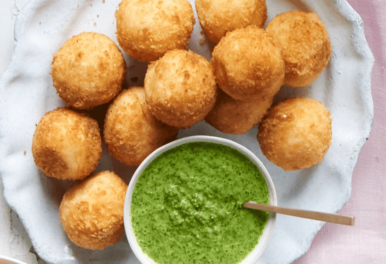 Smoked haddock & cheddar fishcakes with watercress sauce recipe