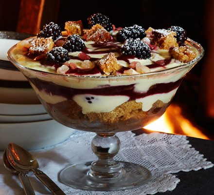 Yorkshire parkin & blackberry trifle recipe 