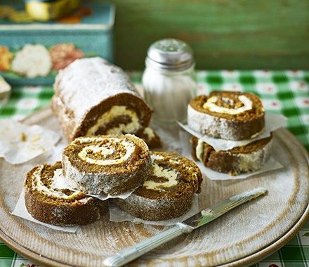 Fudgy fig roll recipe