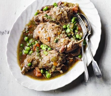 Stewed rabbit with beans recipe