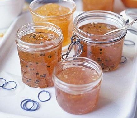 Clementine & Cointreau marmalade recipe